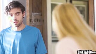 Curious Stepmom Sarah Vandella Delivers an Unforgettable Experience with Her Alluring Curves and Passionate Playfulness!
