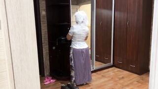 Stepmom's Tempting Request: A Mature Encounter You Can't Resist!