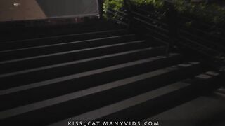 Steamy Public Encounter with a Sultry MILF Leads to Unforgettable Passionate Moments