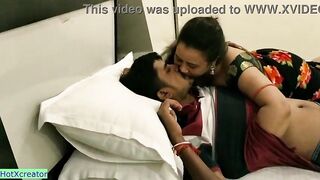 Indian hot Milf bhabhi hardcore sex with ex-lover! She got cash rupee!!