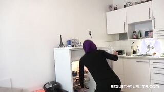 Seductive Milf Enjoys Passionate Encounters in a Hijab