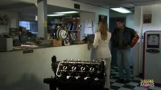Blonde MILF's Wild Encounter at the Auto Shop: A Steamy Story of Pleasure