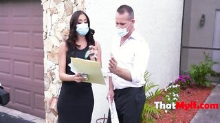 Seductive Realtor Uses Charm to Seal the Deal - POV Encounter with a Hot MILF
