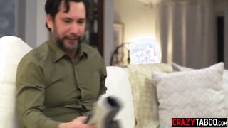 Busty MILF Lauren Phillips Takes on a Wild Ride with Intense Pleasure