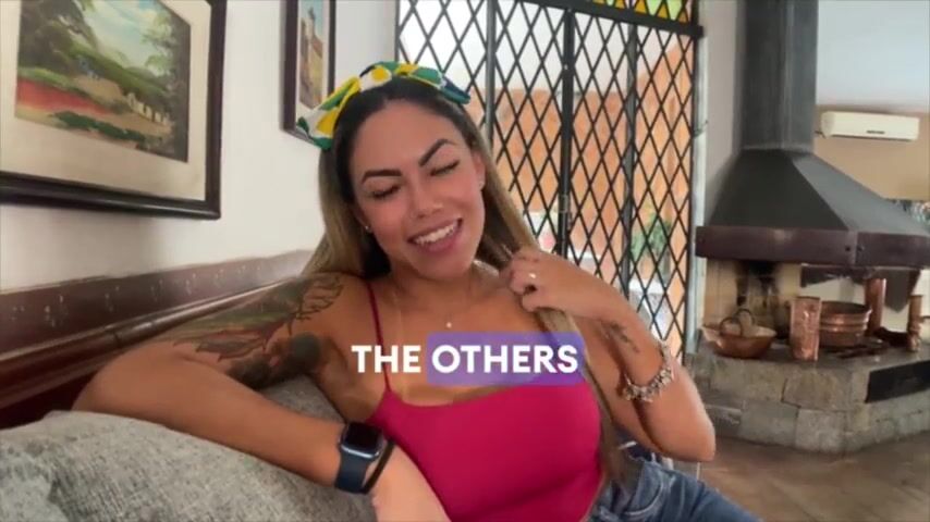 Curvy Latina Mom Shares Her Secrets in a Fun Interview!