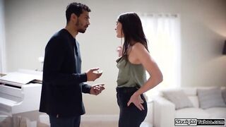 Curvy Milf's Secret Encounter with Her Stepbrother: Intense Deepthroat and Passionate Pleasure!