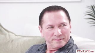 Stepdaughter Satine Summer wants her stepdad to teach her anal sex. The guy hesitated but she insists,so he spreads her legs but fucks her pussy first