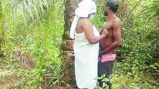 Curious Stepsister Delivers Intense Pleasure: Amateur Ebony MILF Experience That Left Me Breathless!