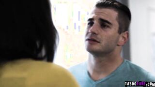 Curious Stepmom Sovereign Syre Seeks a Special Connection with Her Stepson's Help