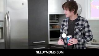 Stepmom Penny Barber Surprises Stepson Tyler Cruise with a Unique Baking Adventure!