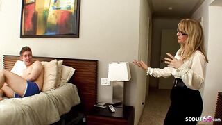 Curious Stepmom Catches Him Unwinding After Work – A Steamy Surprise Awaits!